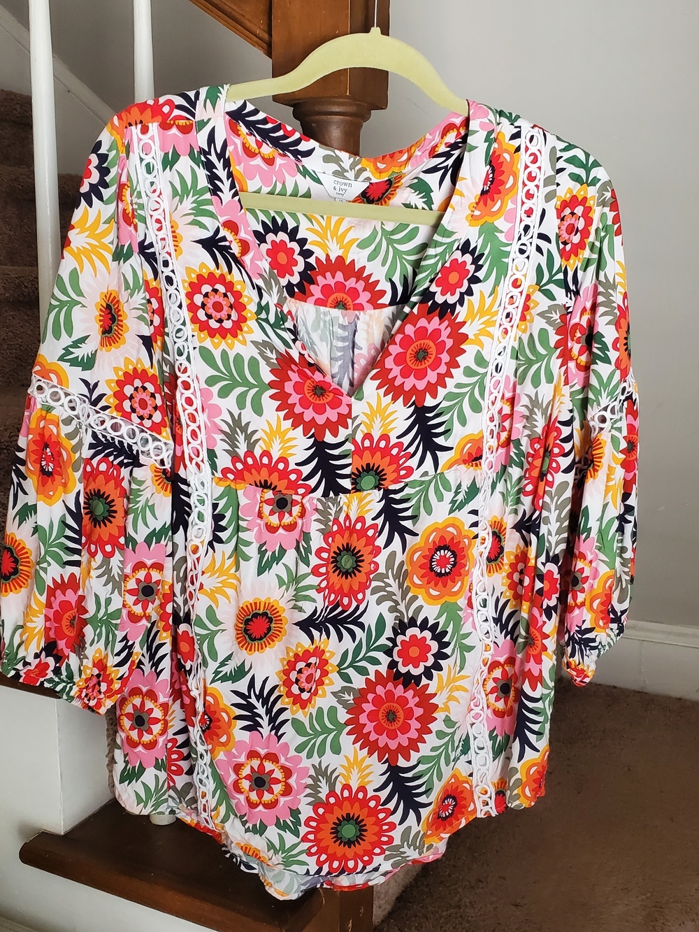 Crown & Ivy Bright Floral V-Neck Blouse with Lace Trim - Multicolor XLarge